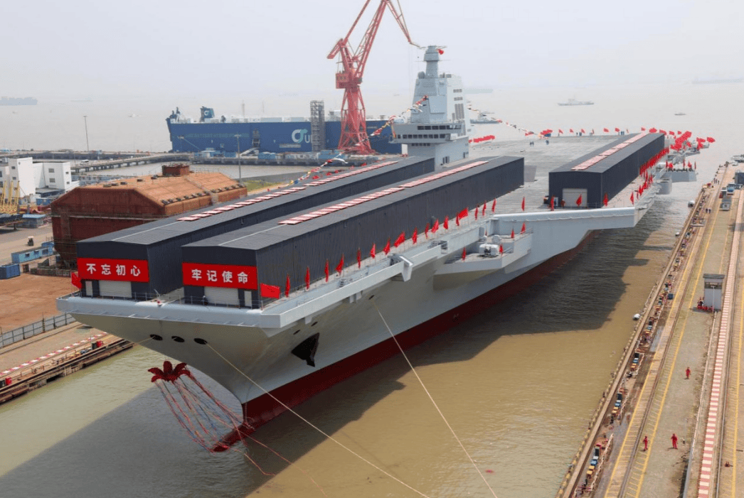 福建舰突然南下?或将穿越台湾海峡,正式服役进入倒计时
