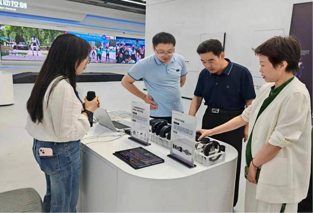 山东驻京办一行赴北京经济技术开发区 调研机器人产业创新发展