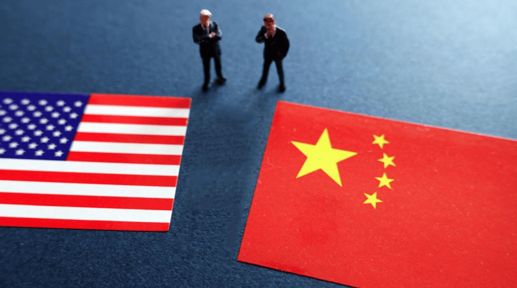 胆大妄为还是自我麻痹？6国航母舰队直扑东海，王毅接到电话，中美不能为敌