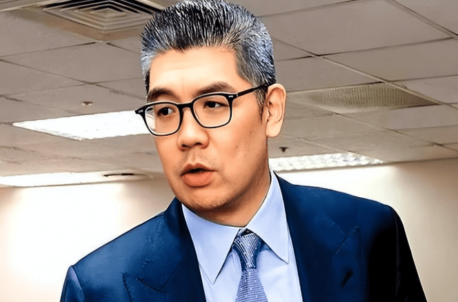 2014 年连胜文败选台北市长,如今台北党部主委空缺,郑丽文拟推其任职再获政坛机会?