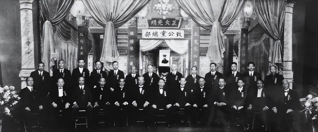 洪门成立“除奸队”，消灭台独！赖清德傻眼了，洪门究竟有多厉害