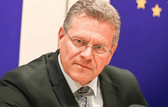 中美达成“大交易”,欧盟不乐意了,要求中方提供同等待遇?中方已把话说透,欧盟自食恶果