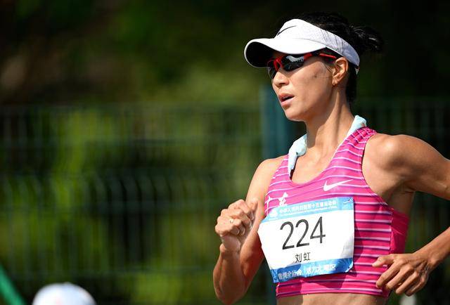 全运会丨女子20公里竞走决赛:杨家玉率先冲线