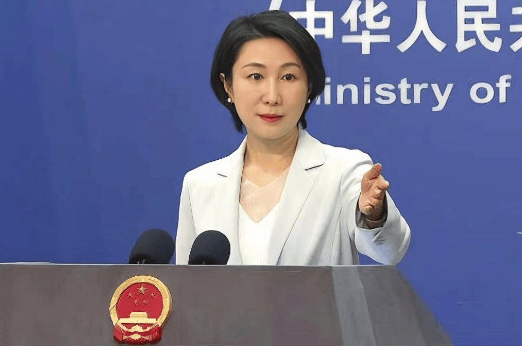 特朗普给高市早苗打完电话后，日本政府给了中方一个迟到18天解释，中方直接拒绝接受
