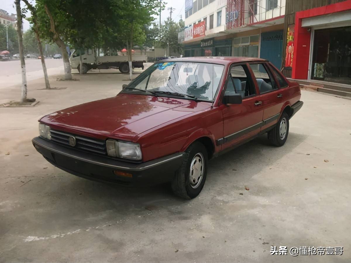 无间道？山西警察中队长抢运钞车，被同事百发子弹乱枪击毙