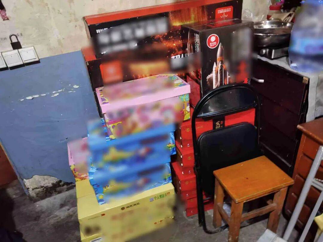 上午存，下午就被抓！天津公安机关持续严查涉烟花爆竹违法犯罪行为