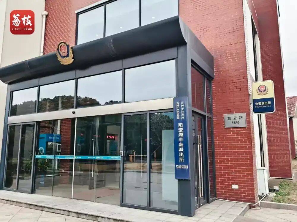 江苏一公司员工年会饮酒后死亡，年仅28岁，家属：喝得不省人事，公司没有及时拨打120送医；公司回应：宴席上没有劝酒