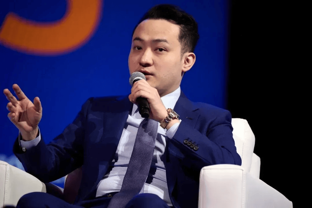 孙宇晨对多个自媒体发起批量实名投诉，要求平台处置使用了“割韭菜”等表述的文章，并称已委托律师固定证据